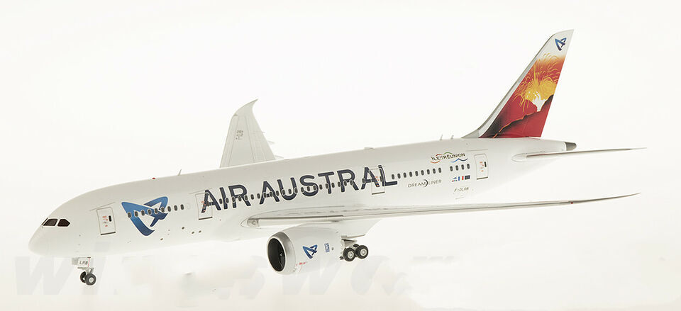 1:200 37CM JC WINGS AIR AUSTRAL BOEING 787-8 Passenger