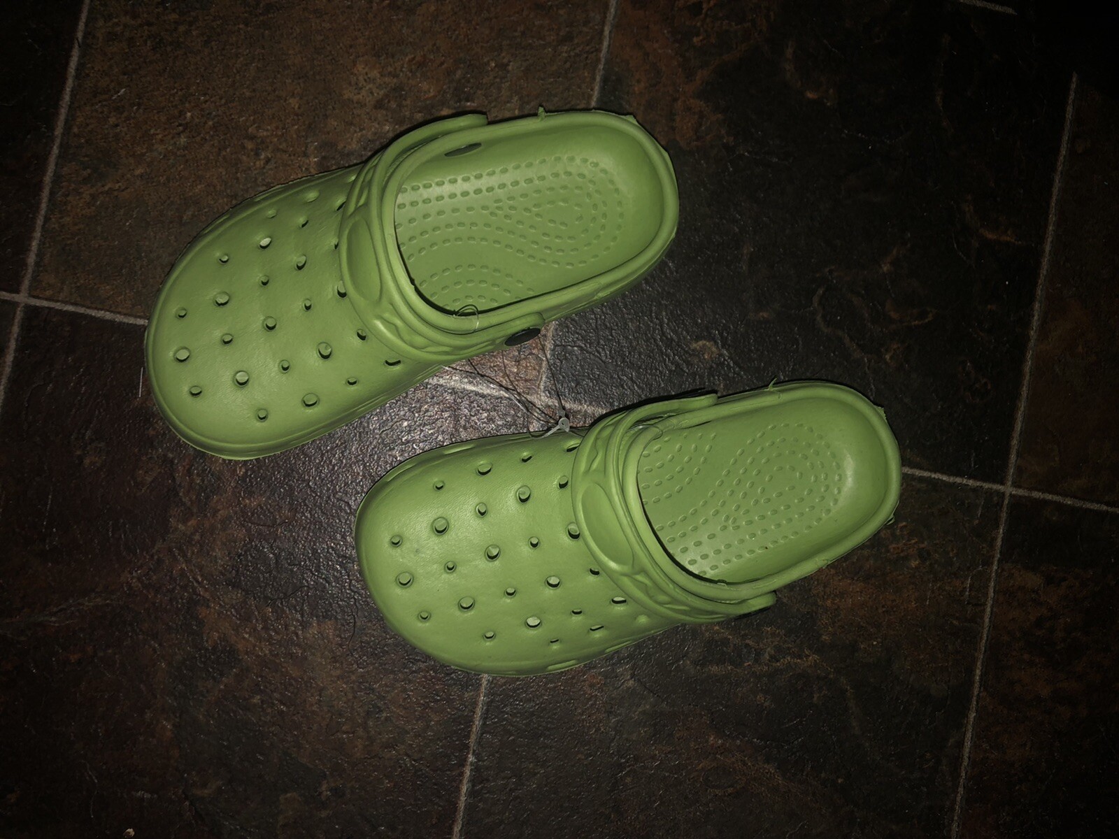 off brand of crocs