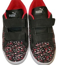 Puma V2 CConfetti Hearts AC Girls Sneaker Size 2 Black/Rose