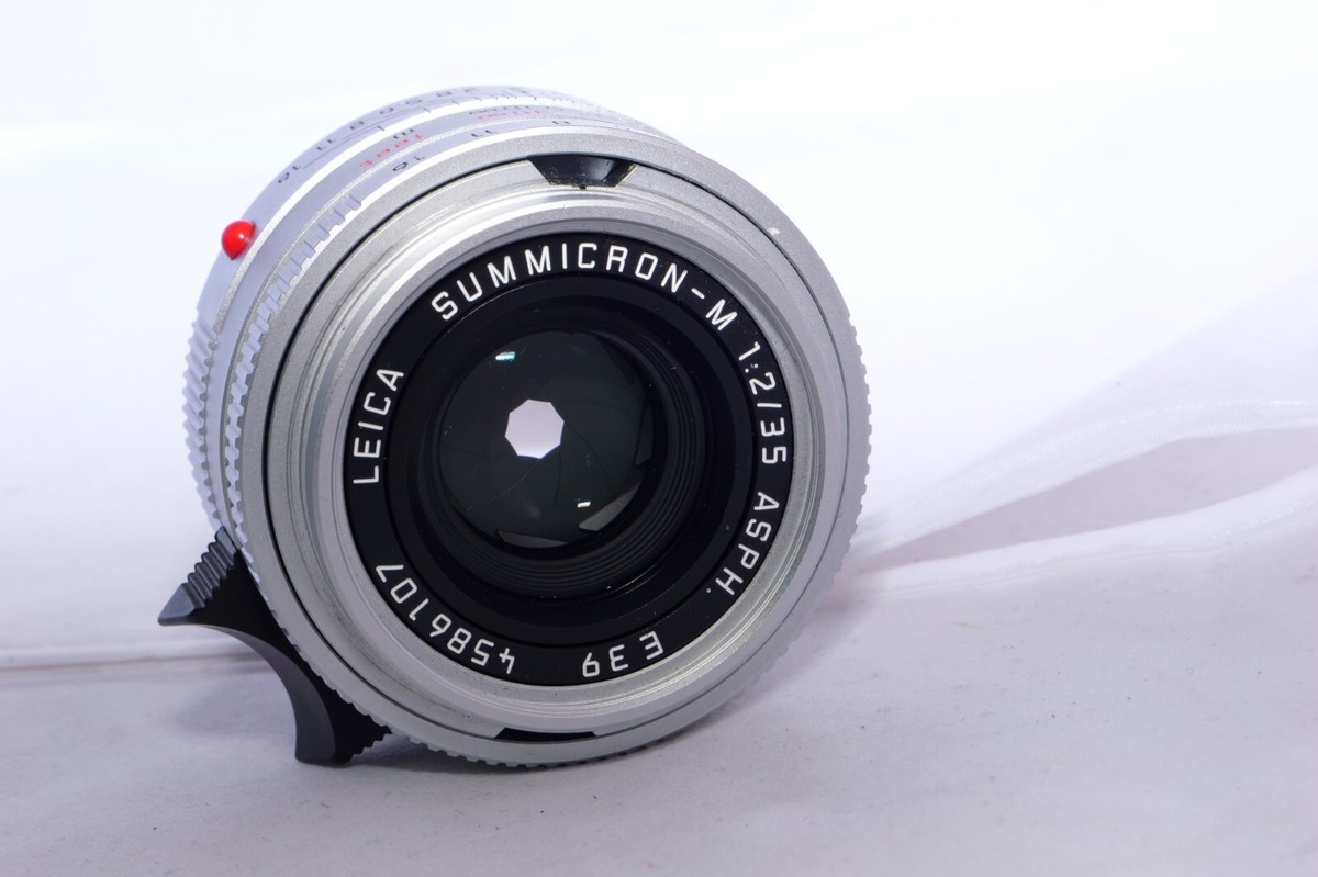 Leica M-P (Typ 240) Digital Rangefinder Safari SET. Summicron-M