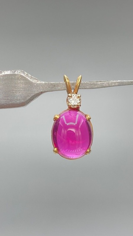 13K Yellow Gold Ruby & Diamond Oval Pendant 2.4 g