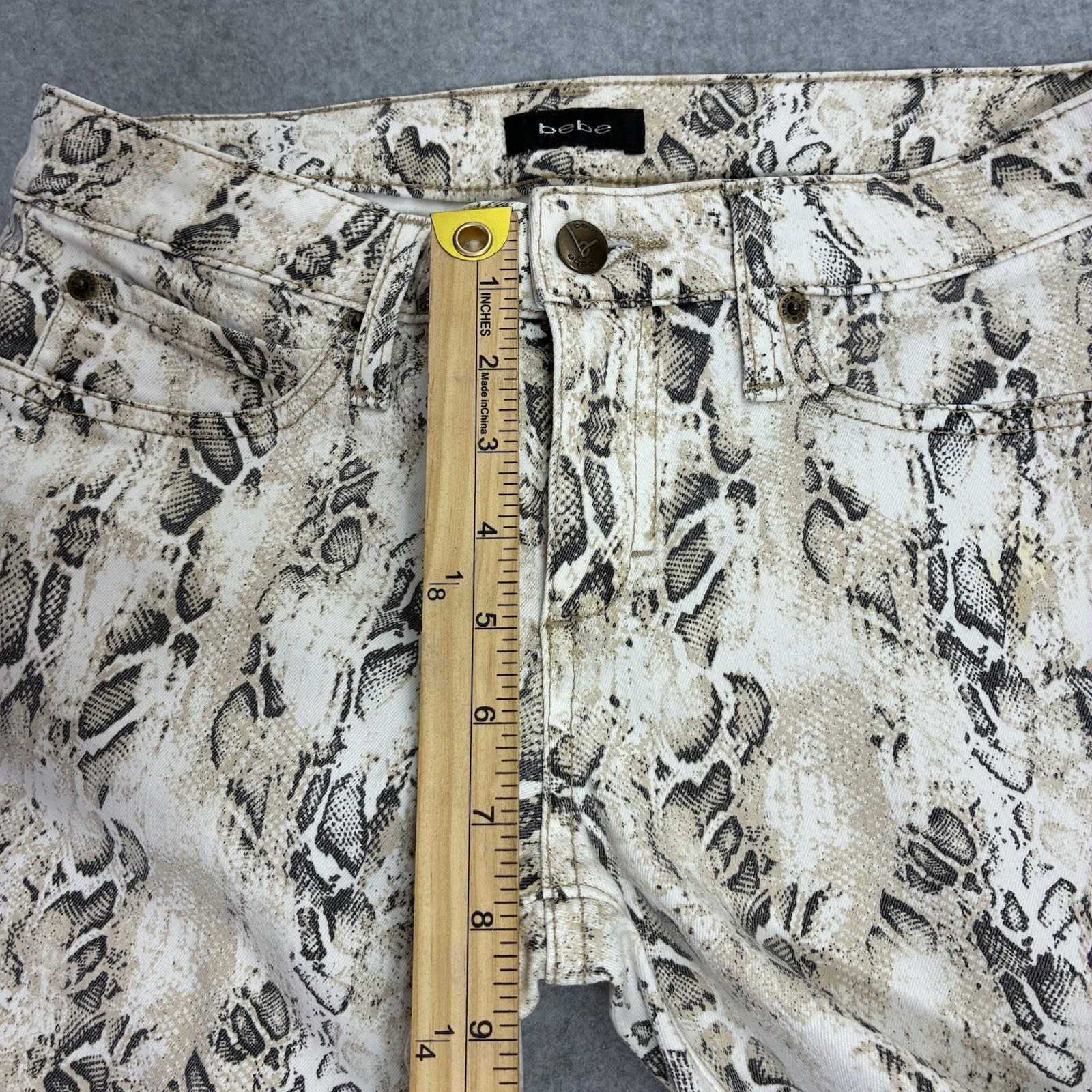 Women’s Bebe Python Print Ankle Zip Crop Jeans Si… - image 6