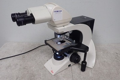 Leica DM2000 LED Microscope w/ 4 Objectives & Ergo Tilting Binocular Head