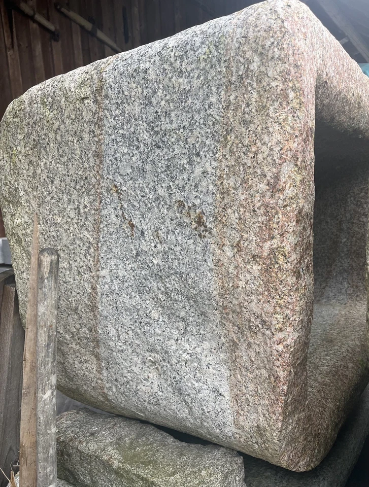 Granitbrunnen Wassergrand Granittrog Brunnen Garten Wasser Natursteintrog massiv - Bild 3 von 4
