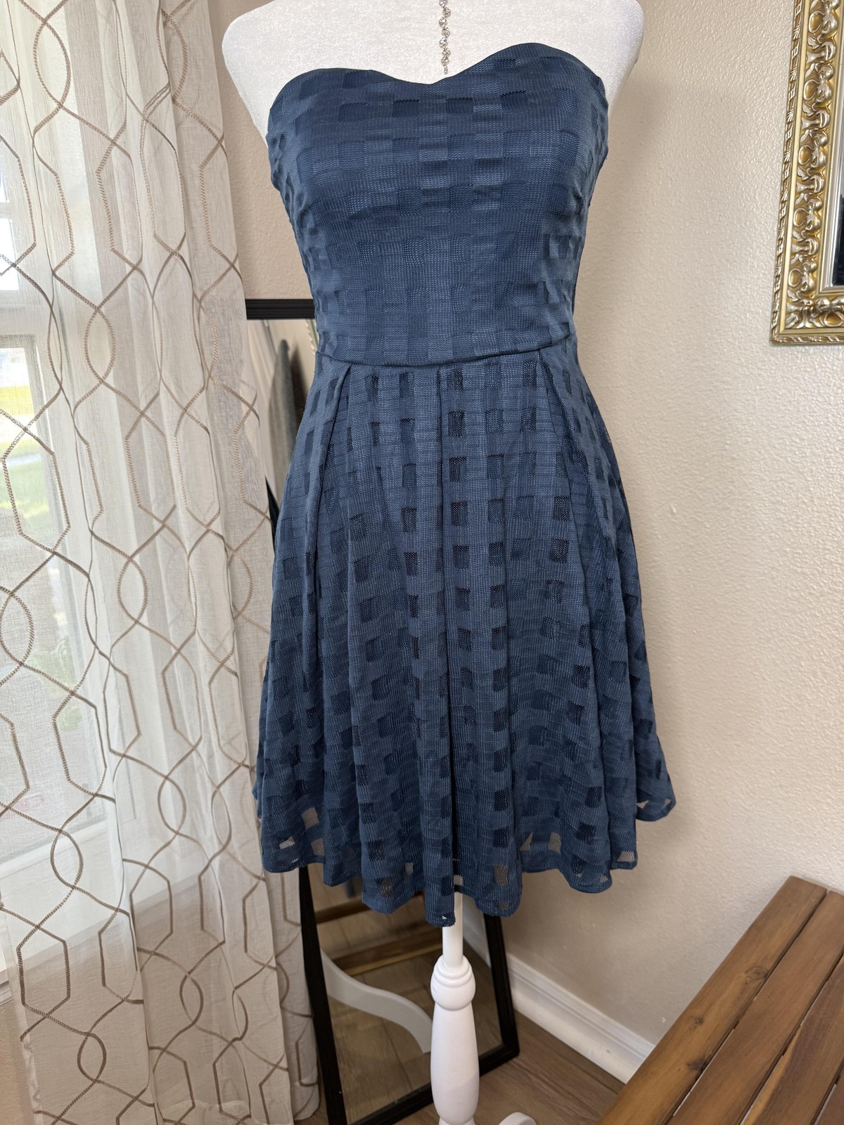 Bongo Dress Womens Small Blue Strapless Sweetheart Fit & Flare Mesh Skater