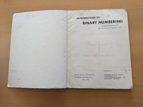 GMC - Introduction to Binary Numbering - Zdjęcie 2 z 2