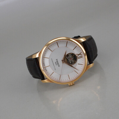 TISSOT Tradition Gent Powermatic 80 Ø 40 mm Automatik offene Unruh Full Set  NEU