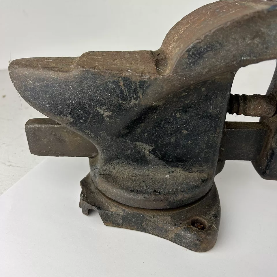 Cast Iron Vise 4" Steel Jaw MV #4 Anvil Back Swivel 6" Throat Bench Top - Image 4 of 4