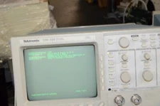 Tektronix TDS-320 2 Channel 100 Mhz 500 ms/s Oscilloscope