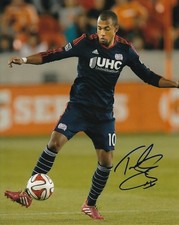 TEAL BUNBURY signed (NEW ENGLAND REVOULTION) MLS SOCCER 8X10 photo W/COA #2 TEAL BUNBURY signed (NEW ENGLAND REVOULTION) MLS SOCCER 8X10 photo W/COA #2