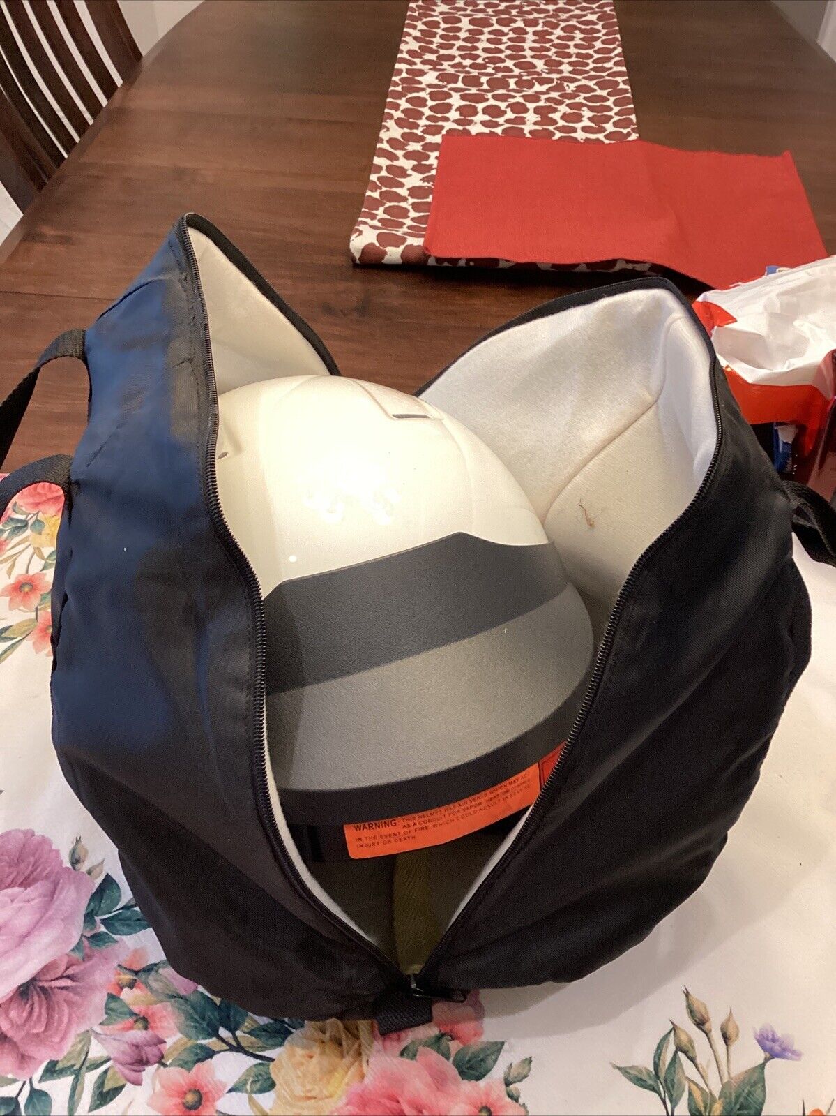 Foto 15 di 17