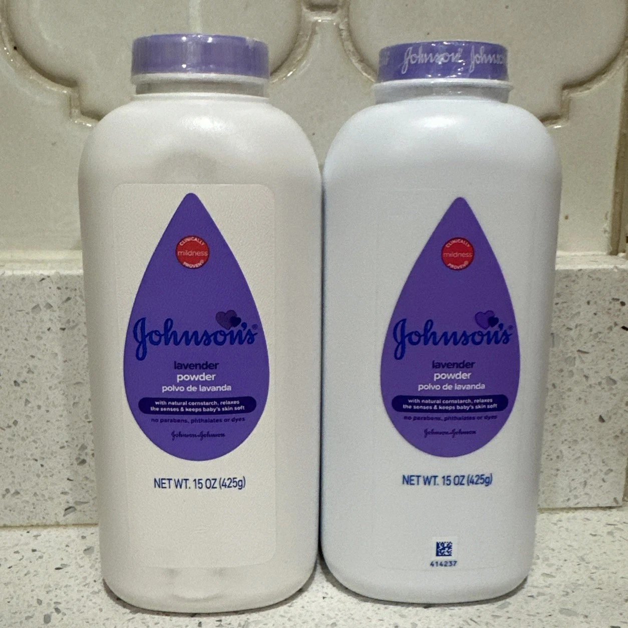 Johnson's Baby Powder Lavender Cornstarch Hypoallergenic 15 oz New Sealed 2
Opens in a new window or