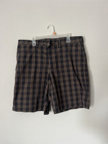 Short chino homme Patagonia coton bio marron à carreaux 38