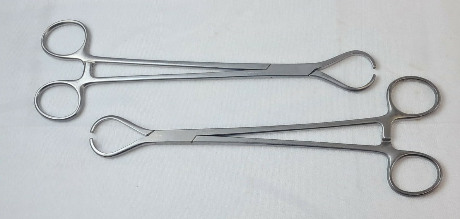 Lot of 2 V. Mueller SU6170 Parker-Glassman Intestinal Clamps