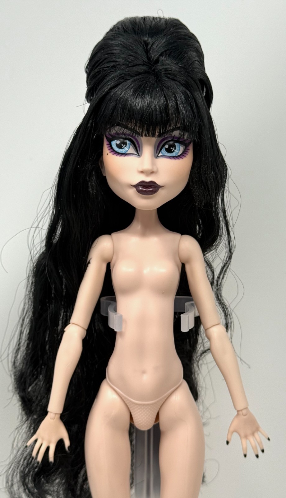 Monster High 2025 Skullector Elvira Mistress of the Dark Nude Doll Bat Tattoo