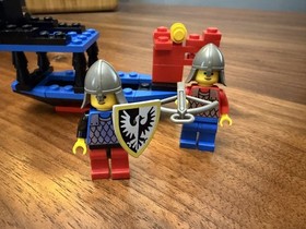 Lego - Battle Dragon(6018), Magic Shop(6020), Black Monarch's Ghost(6020)