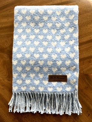 Roca Home HEART Throw