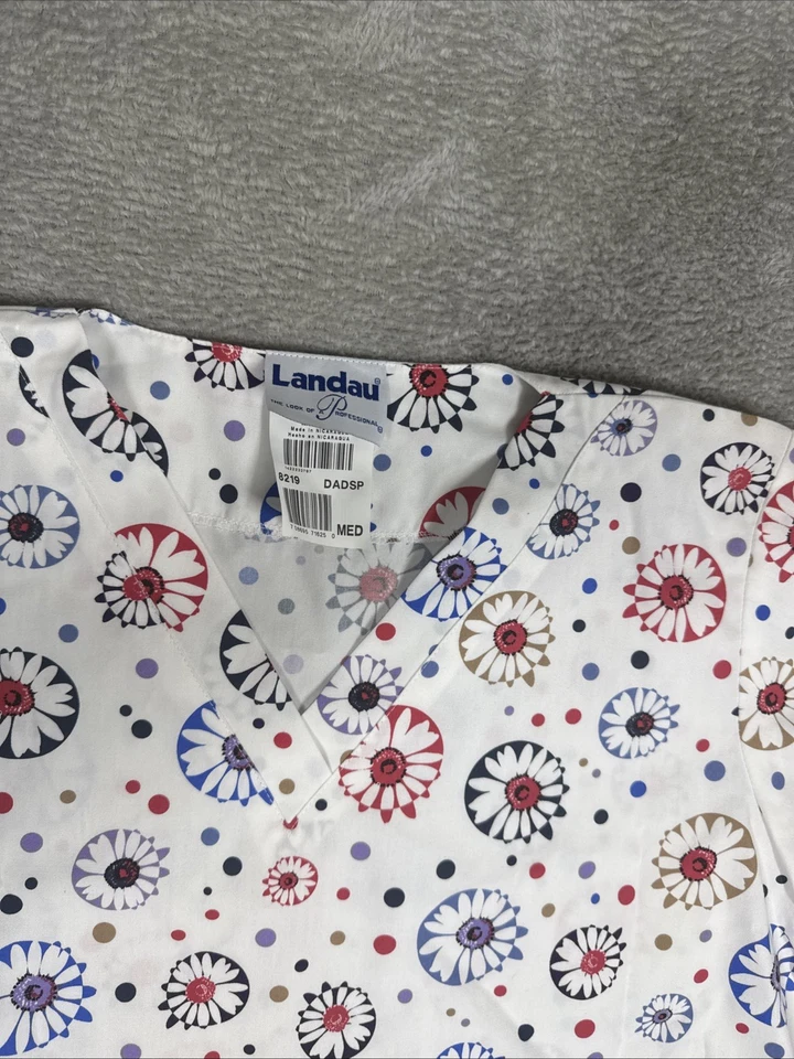 Landau Woman’s Scrub Top Floral Size Medium NWT - Image 4 of 4