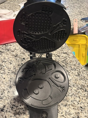 Disney Waffle Maker - Build Your Own Olaf Waffle! Frozen - Tested & Working - Picture 6 of 11