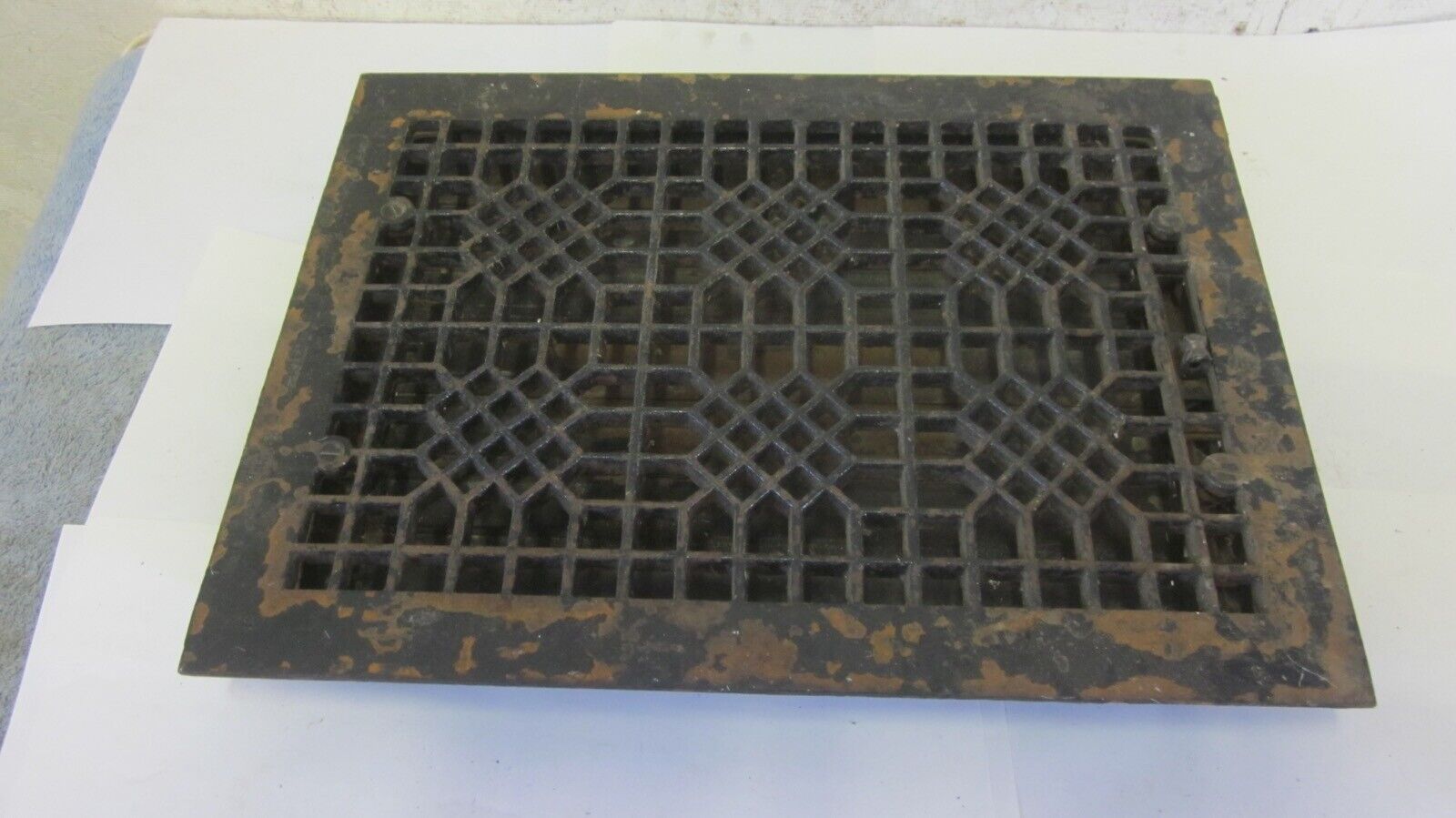 Antique Register Cast Iron Floor Grate 10 x 14 Opening 12 x 16 Outside