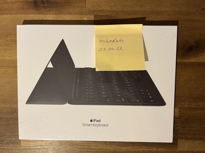 Apple smart Keyboard A1829 iPad pro 10.5