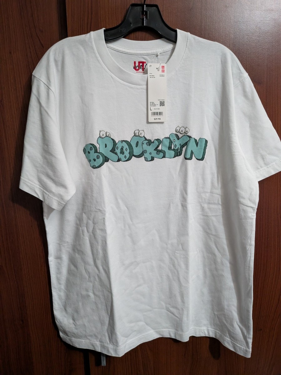Mens uniqlo kaws Brooklyn t shirt blue green L Large New NWT