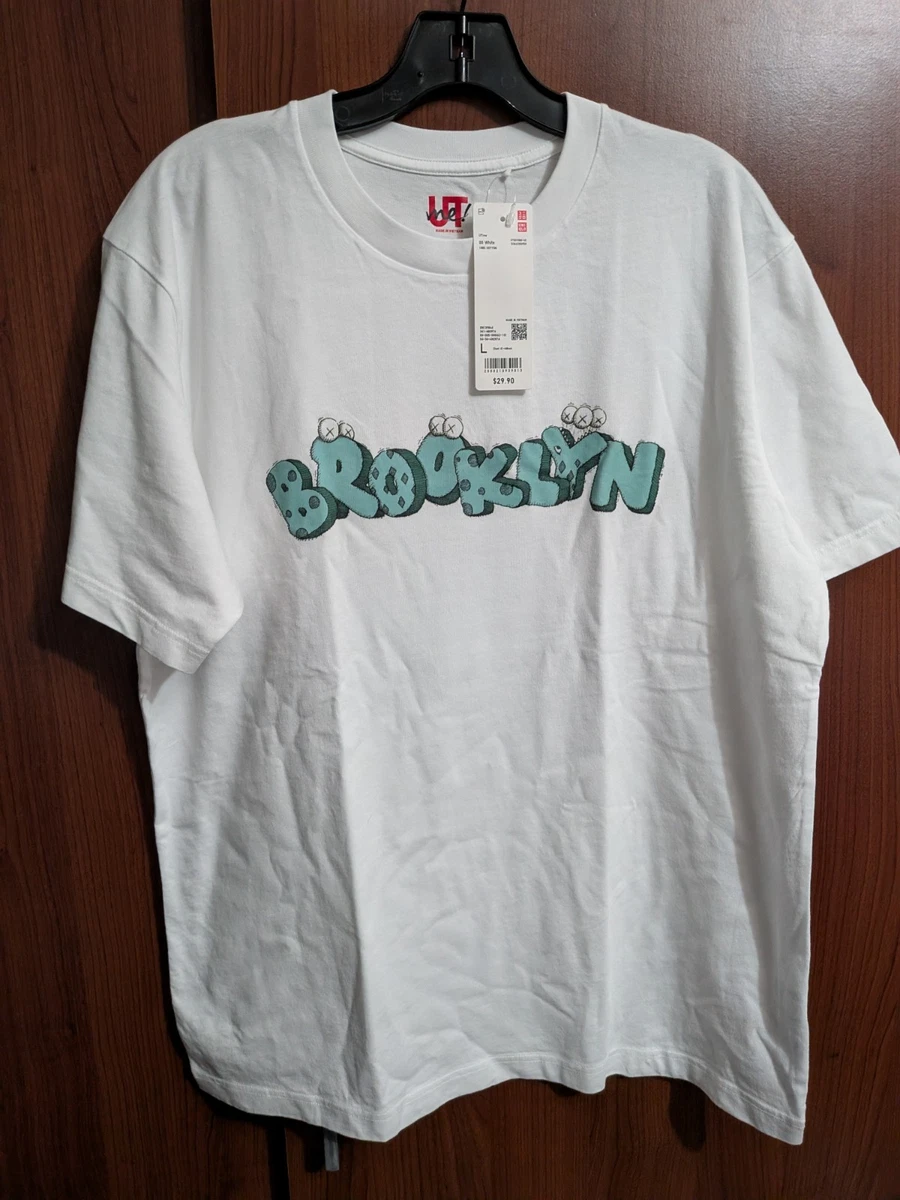 Mens uniqlo kaws Brooklyn t shirt blue green L Large New NWT