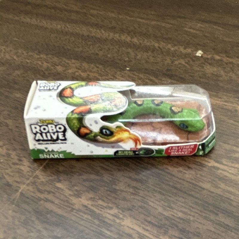 ZURU Robo Alive Slithering Snake Electronic Interactive Toy Snake Figure