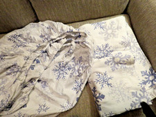 FULL fitted bottom/flat top QUALITY Flannel sheets SNOWFLAKE winter is coming