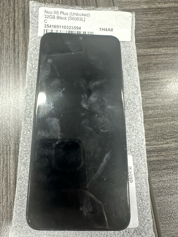 NUU X6 Plus-(S6003L) - 4G LTE Smartphone - 32 GB - Black - (Unlocked) - USED
