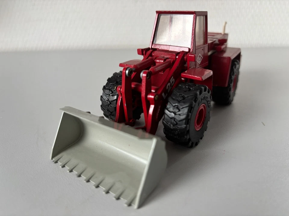 O&K Radlader L25  Cursor #1173/1  1:50 - Bild 2 von 4