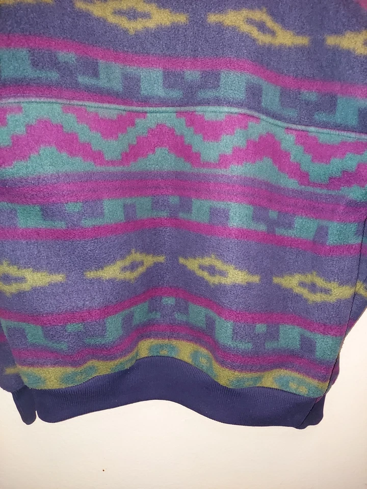 Vintage sweater Artic Image Pullover 1/4 Snap Button Size LG. "Roche Harbor"  - Image 4 of 4