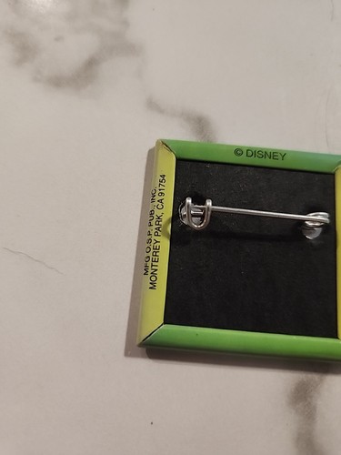 Feathered Friends Zazu Lion King Disney Pin Rare Square Montery Park Made In USA - Foto 7 di 12