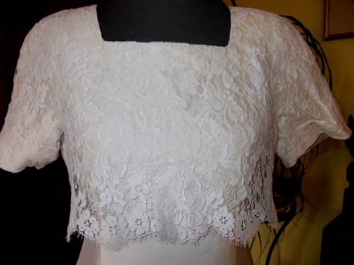 ABITO DA SPOSA VINTAGE IN RASO COLOR AVORIO MARCA ROBELLA SPOSE N° 4 - Bild 3 von 13