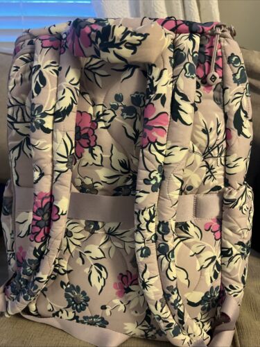 Zaino Vera Bradley peso piuma taglio fresco floreale lavanda nylon computer nuovo con etichette - Foto 3 di 6