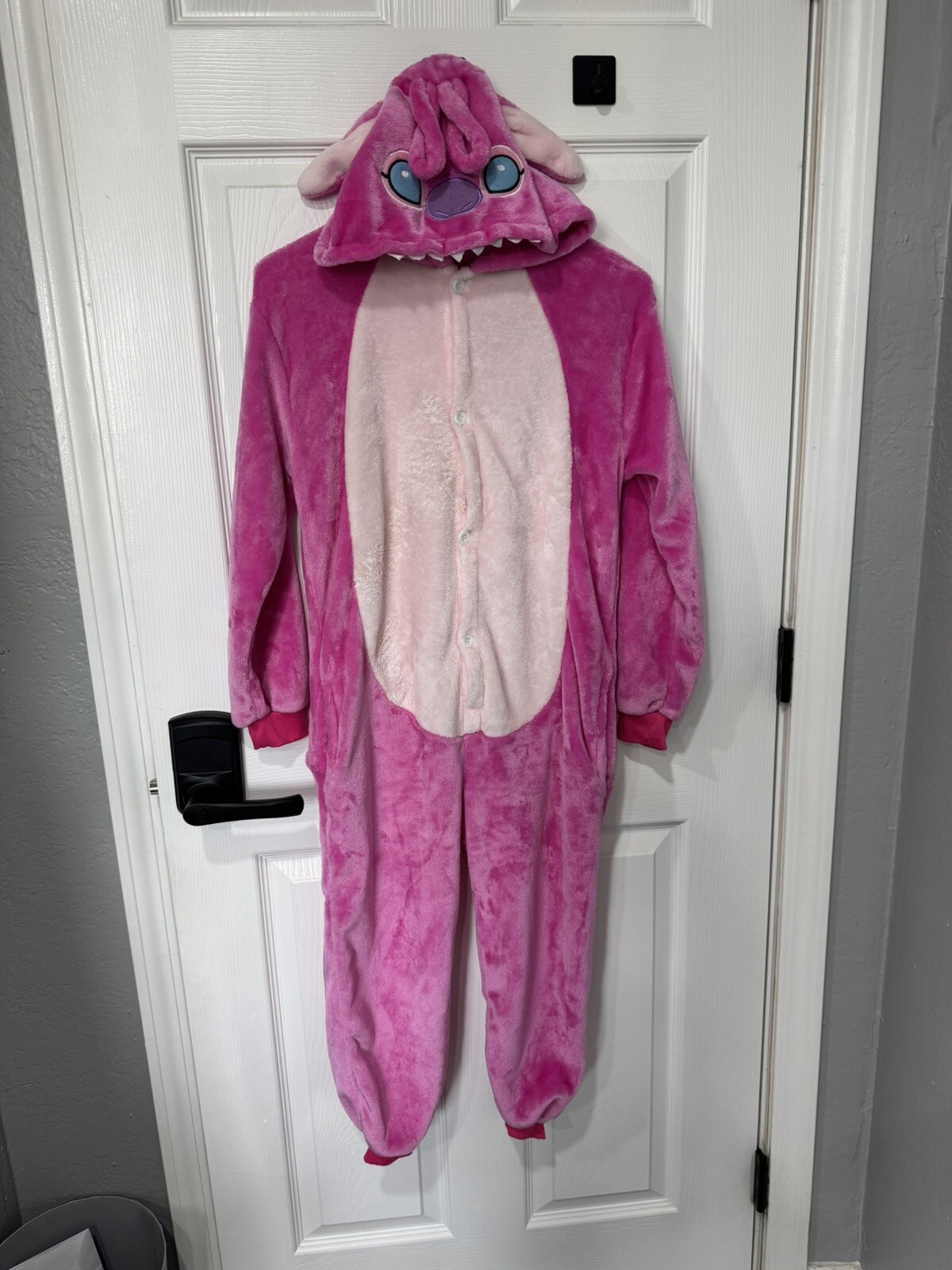 Picture 1 of 3