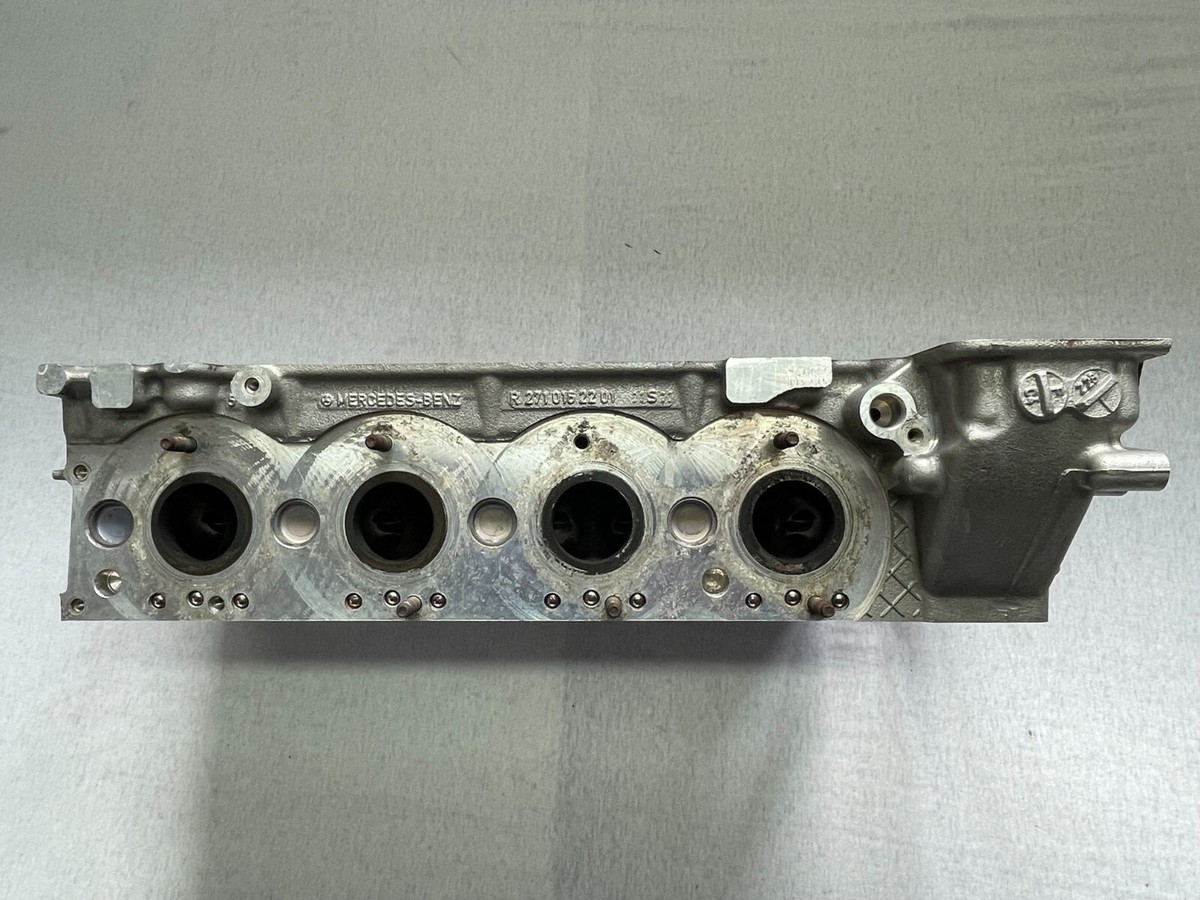 Mercedes W212 E 200 250 CGI 271.860 135KW Culasse R2710162201 