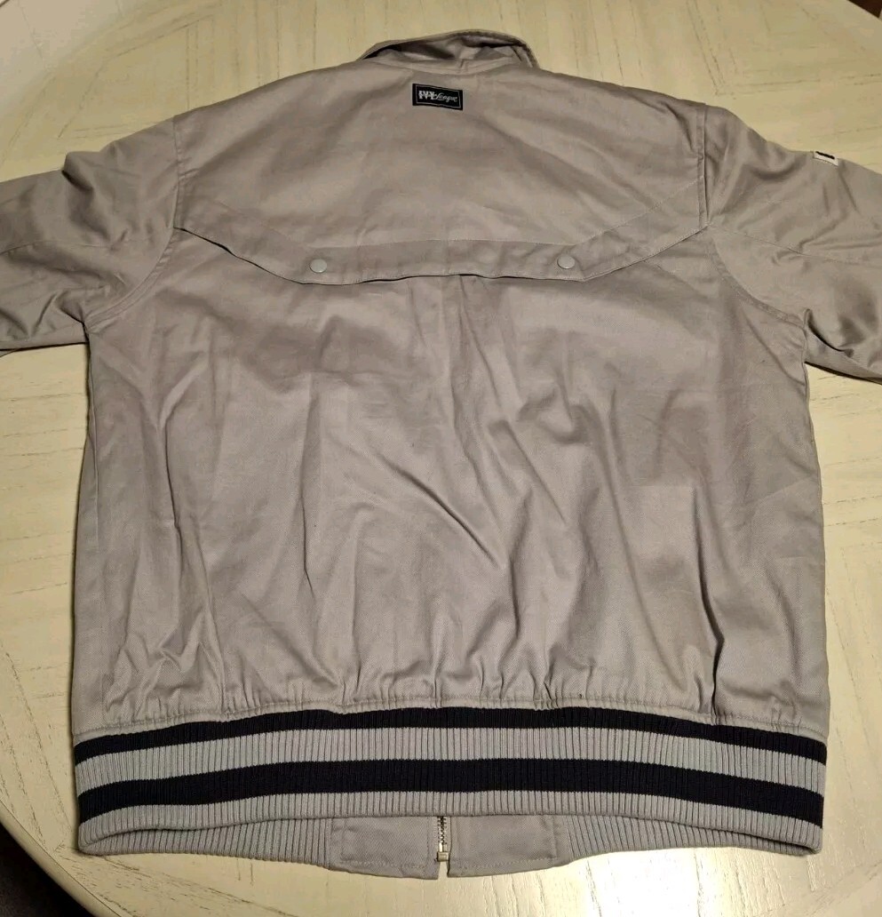Picture 2 of 6
