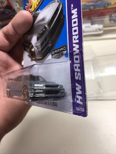 Hot Wheels 2013 HW SHOWROOM ZAMAC #006 NISSAN SKYLINE GT-R (R34) 158/250 (67) - Picture 3 of 10