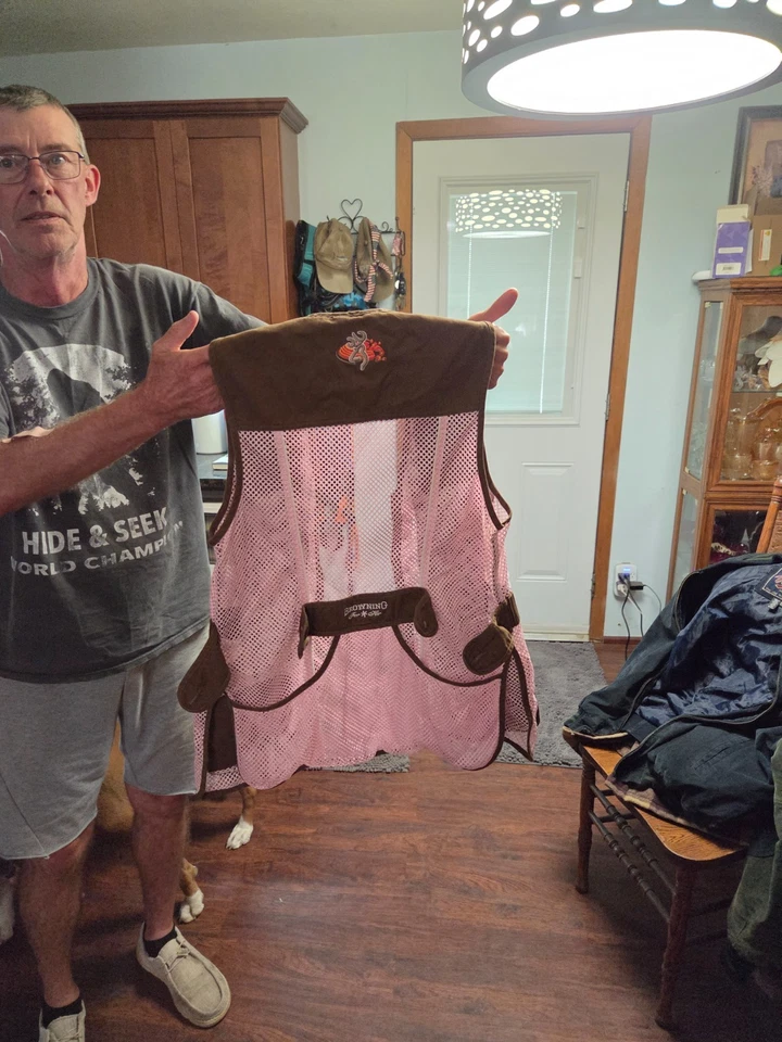 Browning Women's Shooting Vest Pink and Brown mesh. Good quality vest. - Image 2 of 4