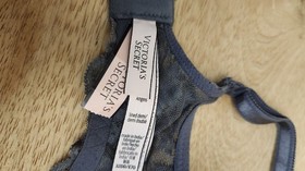 Victoria&rsquo;s Secret Dream Angels Lined Demi Gray Lace UW Bra Sz 32DD 