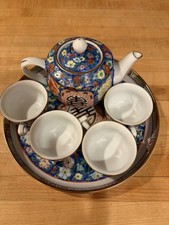 Teapot and Cups Set