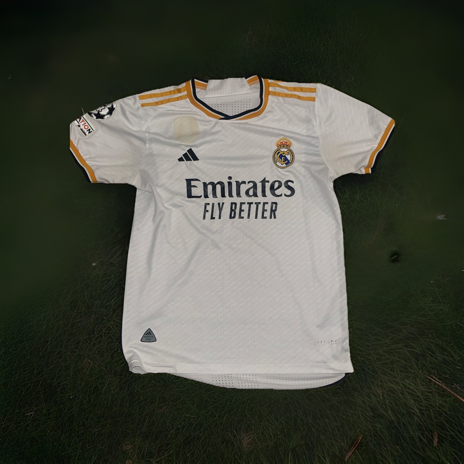 adidas Real Madrid 23/24 Home HEAT.RDY Authentic Soccer Jersey Size L