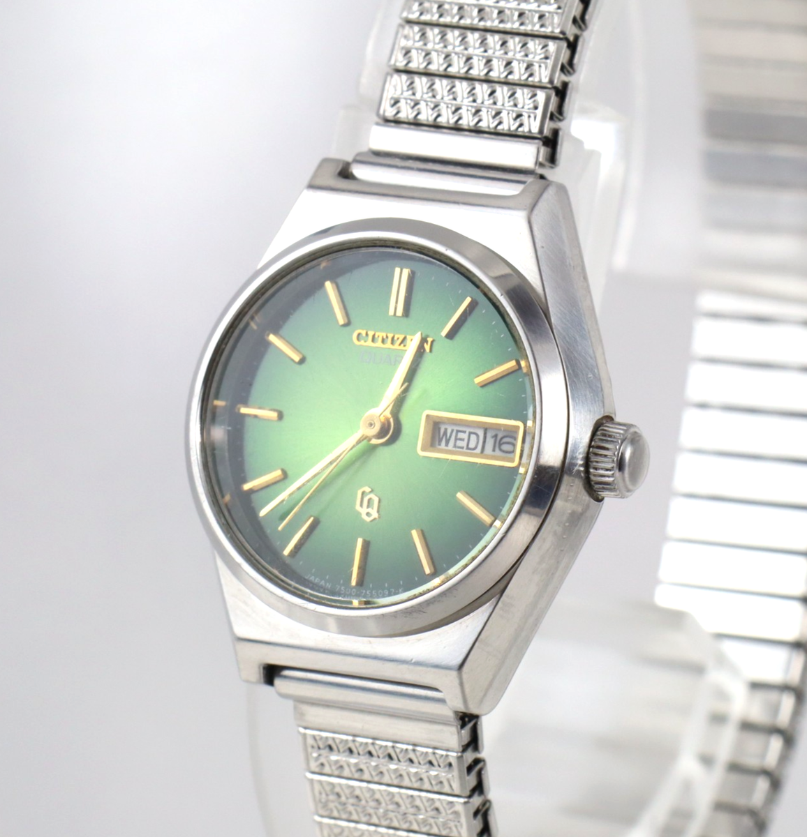 Vintage Citizen Quartz Ladies Watch GN-7W-S Green & Gold Dial Day