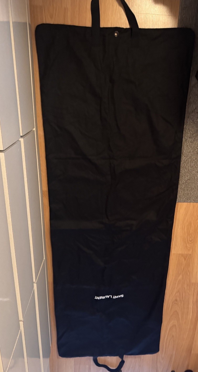 Borsa per indumenti YSL Saint Laurent nera misura 22x67"