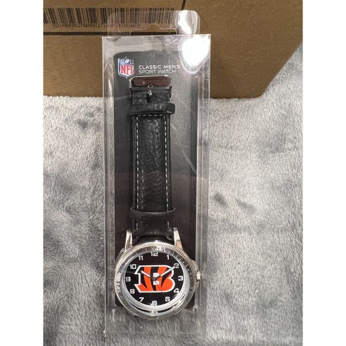 Cincinnati Bengals Watch Classic Men's Black Leather Band Sparo NFL Merch - Picture 2 of 5
