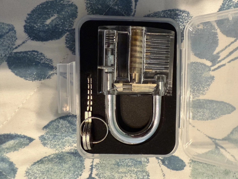 Cadeado Supreme transparente transparente *NOVO EM FOLHA* - Imagem 2 de 2