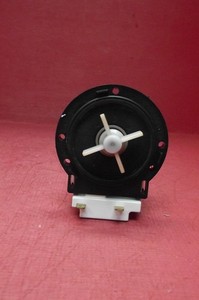 Waschmaschine LG FH495BDN8 ABLAUFPUMPE