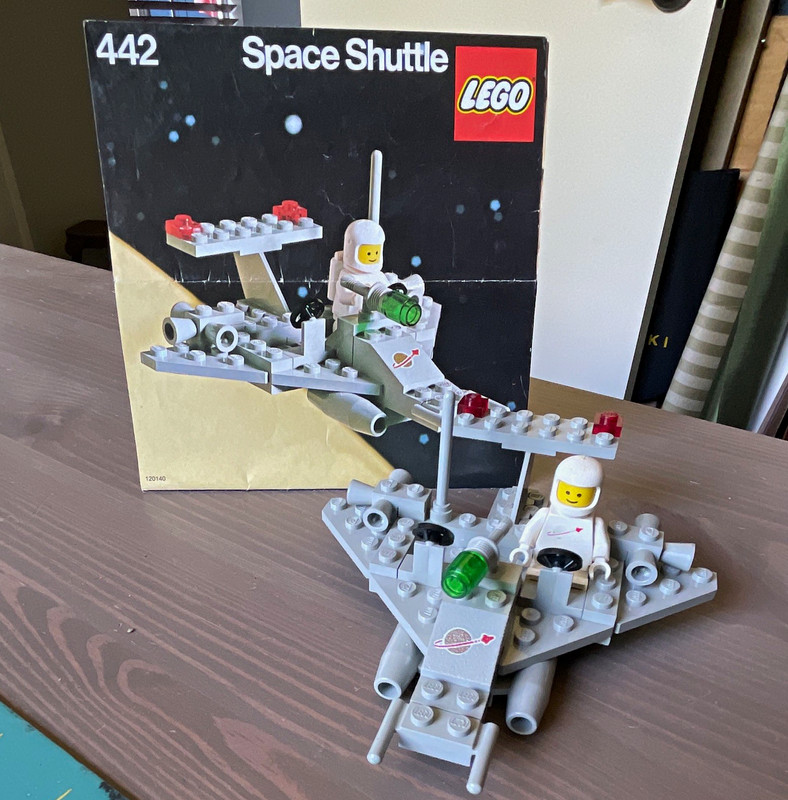 LEGO Complete w/o box Space Shuttle Set 442 Vintage out of box