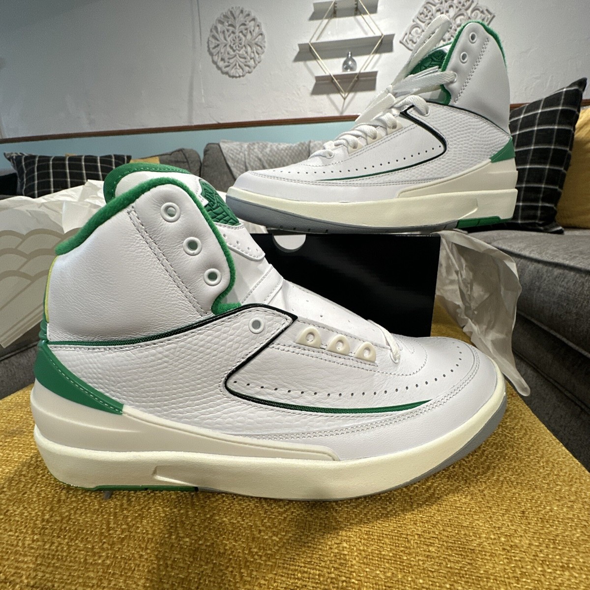 Size 9.5 - Jordan 2 Retro Lucky Green | eBay display picture 3